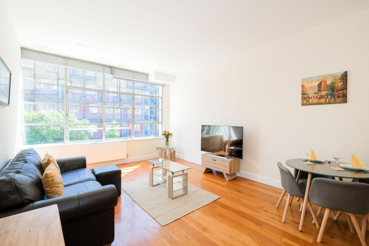 Lovely 2 Bed Flat In Canal Side Gated Development Appartement Londres